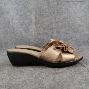 Catherines Shoes Womens 8 Sandals Wedge Slip On Fashion Metallic Comfort Flowers